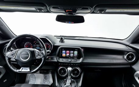 Chevrolet Camaro VI, 2018 год, 3 700 000 рублей, 19 фотография