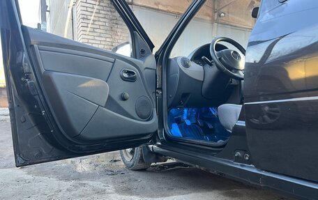 Renault Logan I, 2012 год, 430 000 рублей, 3 фотография