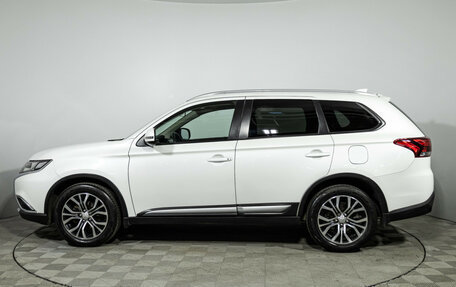 Mitsubishi Outlander III рестайлинг 3, 2017 год, 1 999 777 рублей, 8 фотография