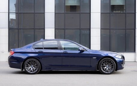 BMW 5 серия, 2011 год, 1 900 000 рублей, 6 фотография