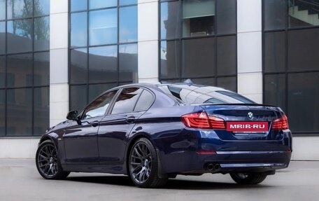 BMW 5 серия, 2011 год, 1 900 000 рублей, 8 фотография