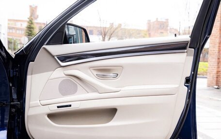 BMW 5 серия, 2011 год, 1 900 000 рублей, 21 фотография