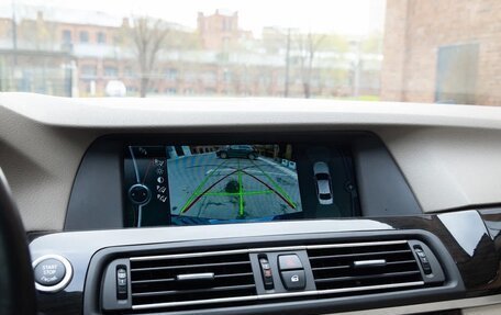 BMW 5 серия, 2011 год, 1 900 000 рублей, 24 фотография