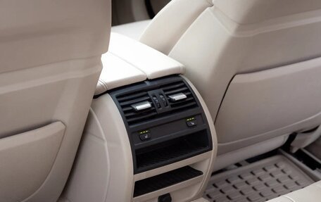 BMW 5 серия, 2011 год, 1 900 000 рублей, 29 фотография