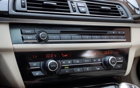 BMW 5 серия, 2011 год, 1 900 000 рублей, 27 фотография