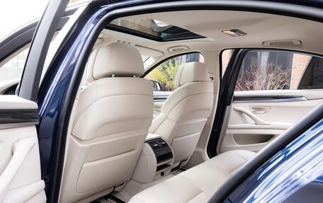 BMW 5 серия, 2011 год, 1 900 000 рублей, 35 фотография