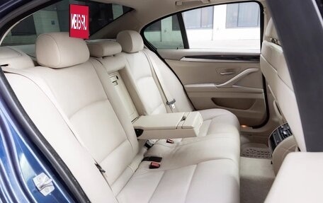 BMW 5 серия, 2011 год, 1 900 000 рублей, 34 фотография