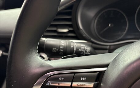 Mazda 3, 2019 год, 2 000 000 рублей, 21 фотография