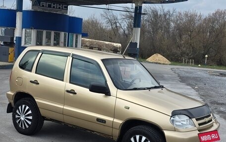 Chevrolet Niva I рестайлинг, 2005 год, 300 000 рублей, 2 фотография