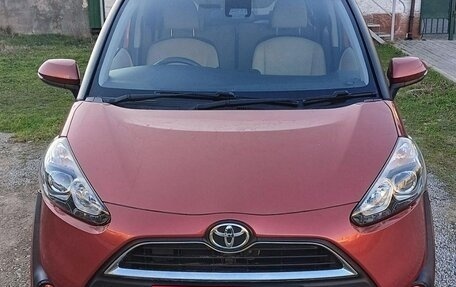 Toyota Sienta, 2026 год, 1 250 000 рублей, 3 фотография