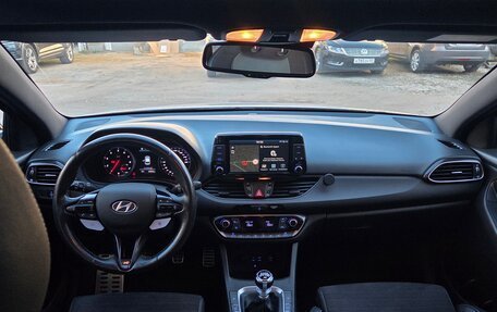 Hyundai i30 N, 2017 год, 2 800 000 рублей, 14 фотография