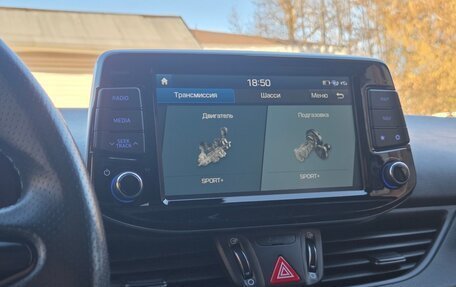 Hyundai i30 N, 2017 год, 2 800 000 рублей, 11 фотография