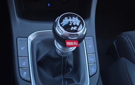 Hyundai i30 N, 2017 год, 2 800 000 рублей, 17 фотография