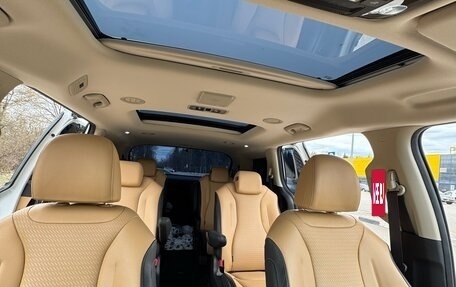 KIA Carnival, 2021 год, 3 920 000 рублей, 15 фотография