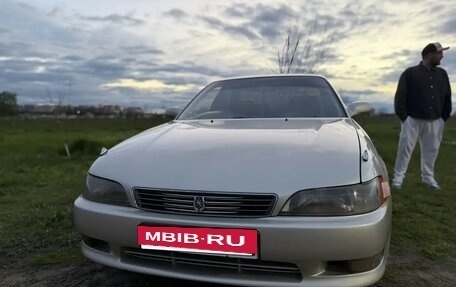 Toyota Mark II VIII (X100), 1985 год, 1 100 000 рублей, 14 фотография