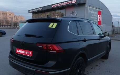 Volkswagen Tiguan II, 2021 год, 2 450 000 рублей, 6 фотография