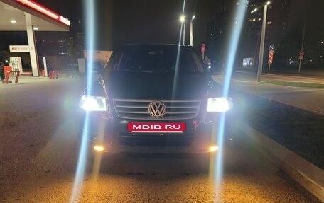 Volkswagen Touareg III, 2005 год, 730 000 рублей, 8 фотография