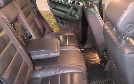 Volkswagen Touareg III, 2005 год, 730 000 рублей, 28 фотография