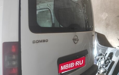 Opel Combo C, 2009 год, 180 000 рублей, 2 фотография