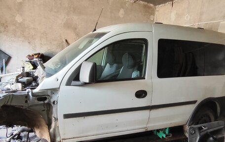 Opel Combo C, 2009 год, 180 000 рублей, 4 фотография