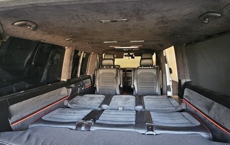 Volkswagen Multivan T6 рестайлинг, 2016 год, 5 900 000 рублей, 10 фотография