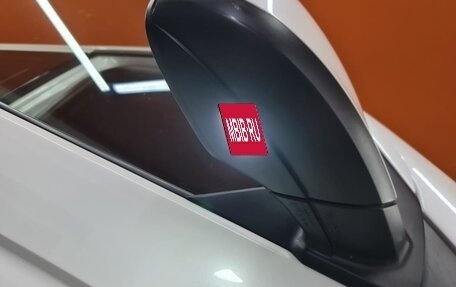 Volkswagen Multivan T6 рестайлинг, 2016 год, 5 900 000 рублей, 13 фотография