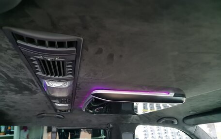 Volkswagen Multivan T6 рестайлинг, 2016 год, 5 900 000 рублей, 21 фотография