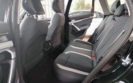 Geely Atlas, 2025 год, 3 760 990 рублей, 31 фотография