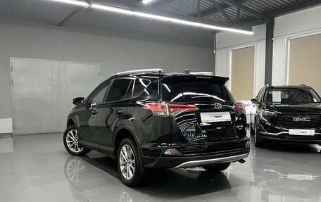 Toyota RAV4, 2017 год, 2 345 000 рублей, 6 фотография
