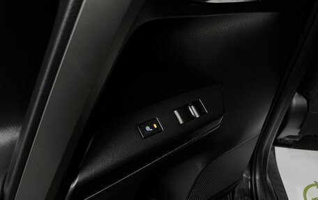 Toyota RAV4, 2017 год, 2 345 000 рублей, 23 фотография