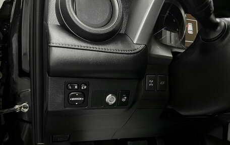 Toyota RAV4, 2017 год, 2 345 000 рублей, 24 фотография