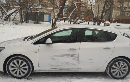 Opel Astra J, 2013 год, 600 000 рублей, 6 фотография