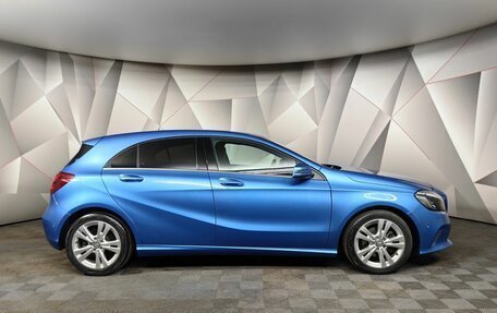 Mercedes-Benz A-Класс, 2016 год, 1 697 000 рублей, 6 фотография