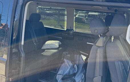 Volkswagen Multivan T5, 2014 год, 2 650 500 рублей, 4 фотография