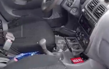 Hyundai Accent II, 2005 год, 185 000 рублей, 3 фотография