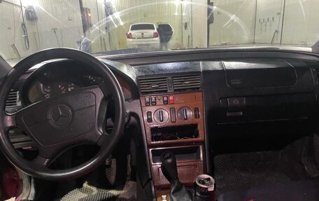 Mercedes-Benz C-Класс, 1996 год, 210 000 рублей, 7 фотография