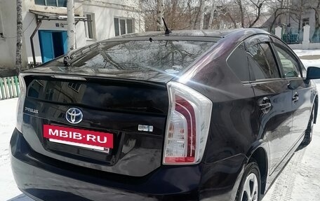 Toyota Prius, 2012 год, 1 200 000 рублей, 4 фотография