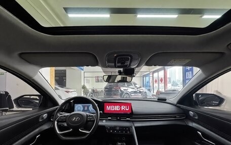 Hyundai Elantra, 2023 год, 1 750 000 рублей, 8 фотография