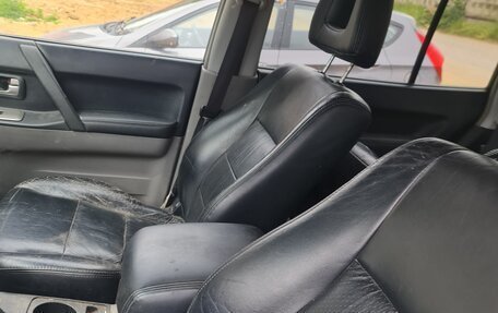 Mitsubishi Montero III, 2003 год, 500 000 рублей, 5 фотография