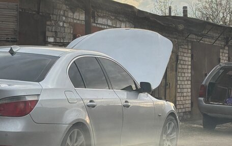 BMW 5 серия, 2003 год, 350 000 рублей, 3 фотография