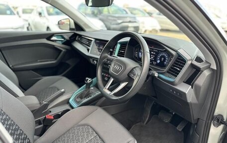 Audi A1, 2023 год, 13 фотография