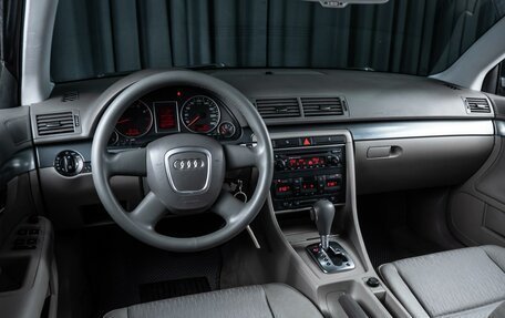 Audi A4, 2005 год, 699 000 рублей, 6 фотография