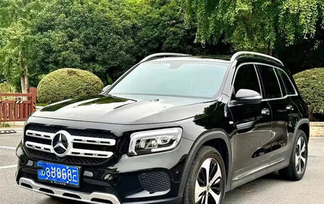 Mercedes-Benz GLB, 2020 год, 2 390 000 рублей, 3 фотография