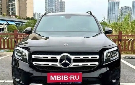 Mercedes-Benz GLB, 2020 год, 2 390 000 рублей, 2 фотография