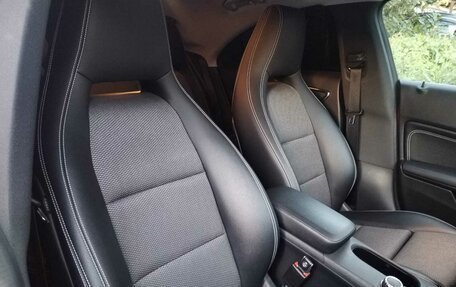 Mercedes-Benz CLA, 2017 год, 1 580 000 рублей, 13 фотография