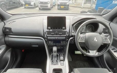 Mitsubishi Eclipse Cross, 2022 год, 1 780 000 рублей, 10 фотография