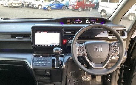 Honda Stepwgn IV, 2022 год, 1 950 178 рублей, 8 фотография