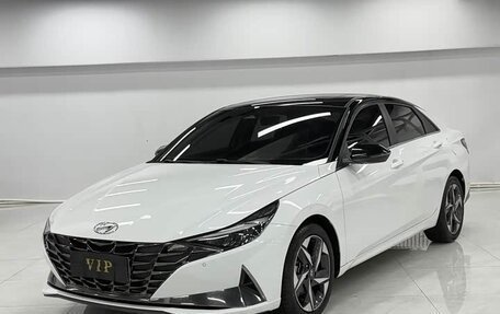 Hyundai Elantra, 2023 год, 1 650 000 рублей, 1 фотография