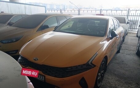 KIA K5, 2021 год, 1 520 000 рублей, 2 фотография