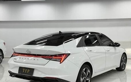Hyundai Elantra, 2023 год, 1 650 000 рублей, 4 фотография